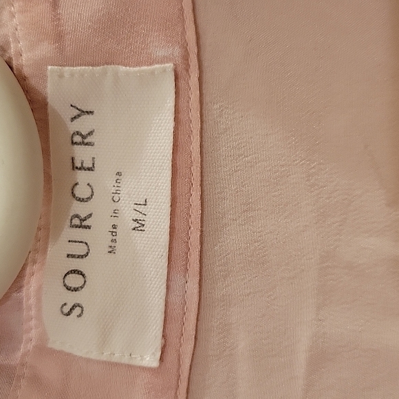 Sourcery | The Byron Shirt Washable Silk Top EUC Sz: M/L - Picture 3 of 8